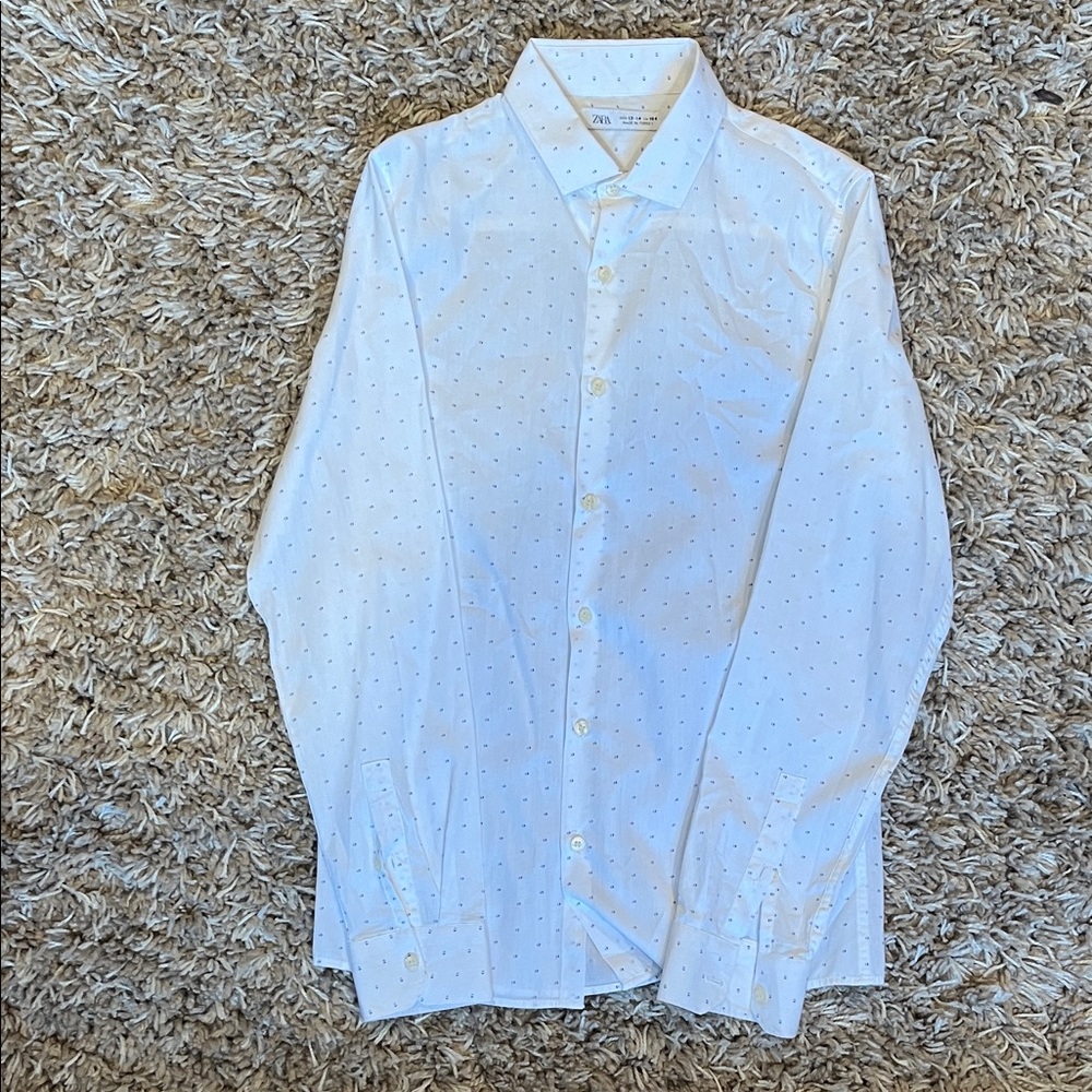 Zara Men's White Shirt with Subtle Dots